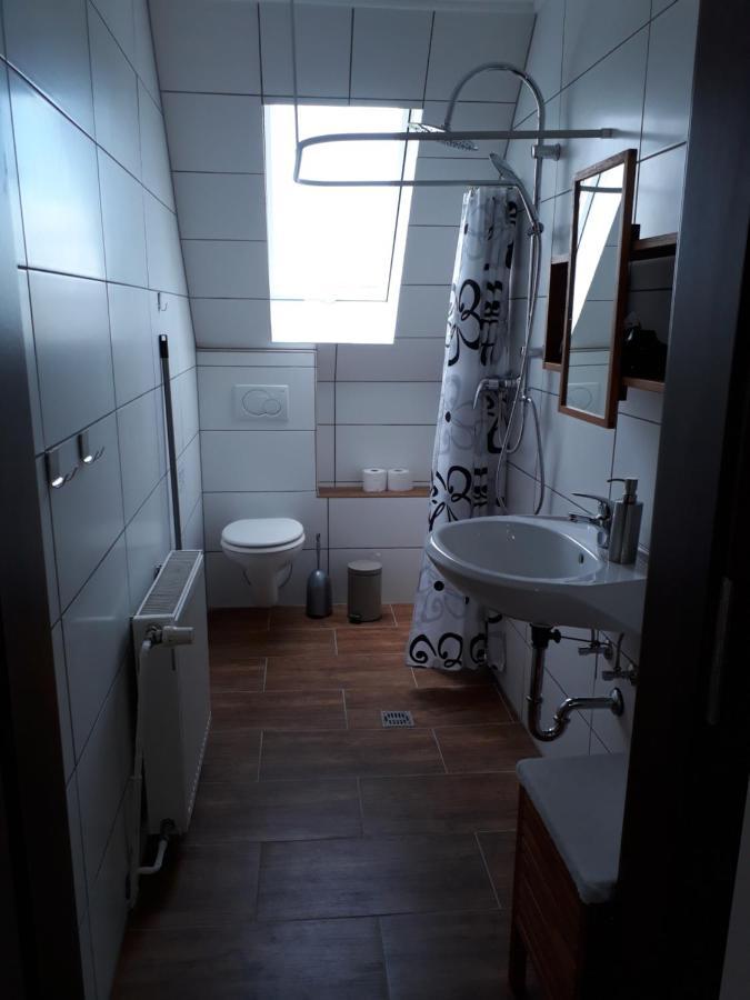 Ferienwohnung Eiernest Briedeler Heck Ngoại thất bức ảnh